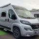 Camping-car Campérêve Magellan stationné en extérieur