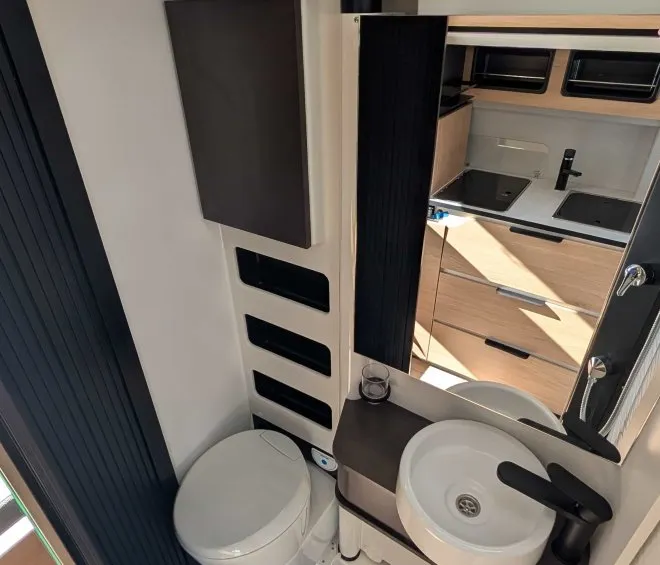 Campereve family van salle de bain
